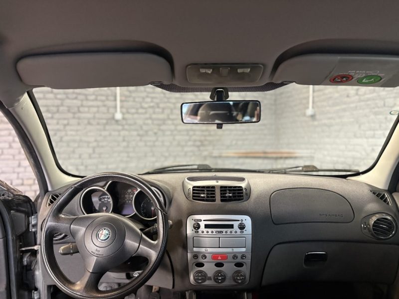 ALFA ROMEO 147 ALFA 147 1.6 T.SPARK ECO DISTINCTIVE 2002