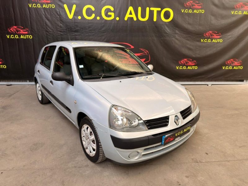 RENAULT CLIO 1.2i 75 16v CONFORT 