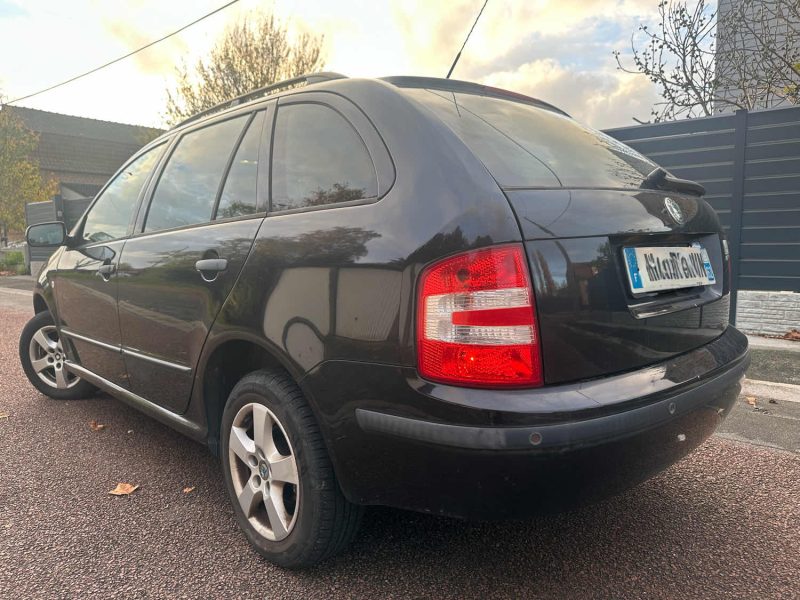 ✅ 1er main SKODA FABIA COMBI 1.9 TDI 105 CH – BREAK ROBUSTE ET ÉCONOMIQUE