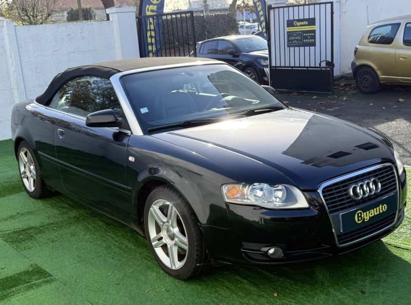 AUDI A4 CABRIOLET 2.7 TDI 180 CV V6 AMBITION LUXE BVA / CAPOTE NEUVE / ORIGINE FRANCE 