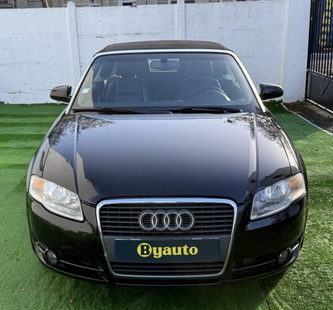 AUDI A4 CABRIOLET 2.7 TDI 180 CV V6 AMBITION LUXE BVA / CAPOTE NEUVE / ORIGINE FRANCE 