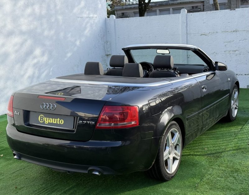AUDI A4 CABRIOLET 2.7 TDI 180 CV V6 AMBITION LUXE BVA / CAPOTE NEUVE / ORIGINE FRANCE 