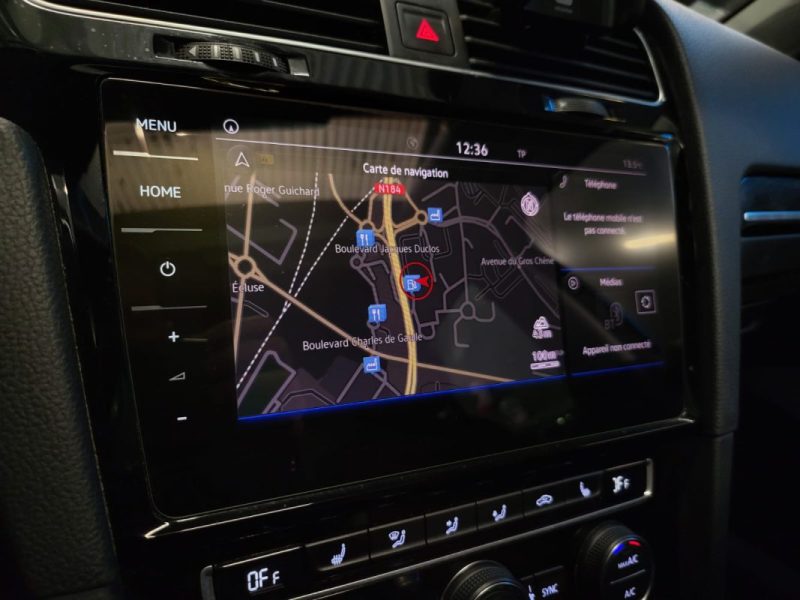 VOLKSWAGEN GOLF VII 2.0 TDI TURBO 150cv CARAT TOIT OUVRANT /SIEGES ELECTRIQUES ET CHAUFFANTS