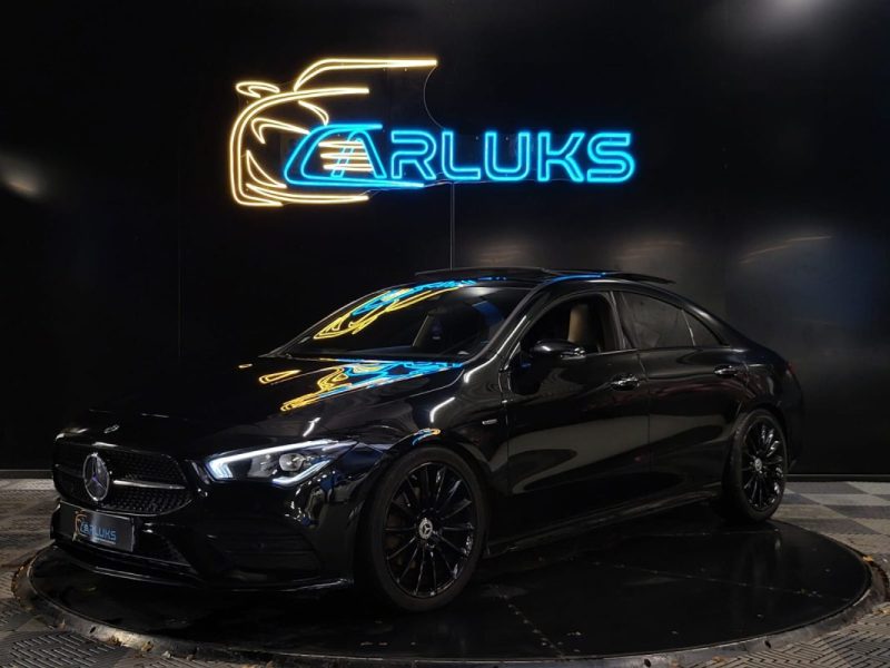 MERCEDES-BENZ CLA 220D 190CV EDITION BLACK TOITOUVRANT / LUMIERES D\'AMBIANCES / SIEGES CHAUFFANTS