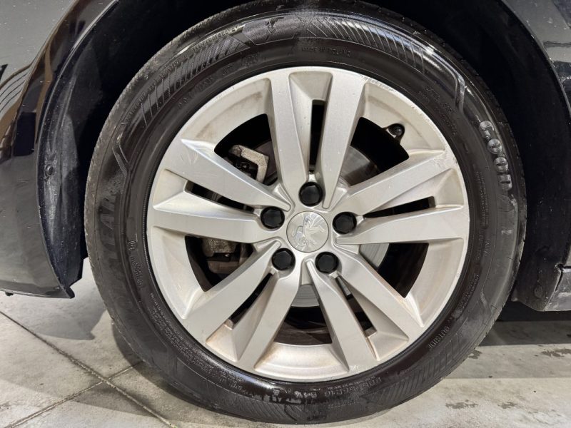 PEUGEOT 308 1.5 BLUEHDI 130CH ACTIVE / CARPLAY - SUIVI D'ENTRETIEN COMPLET PEUGEOT 