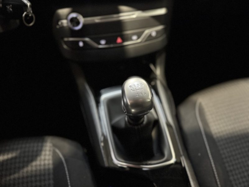 PEUGEOT 308 1.5 BLUEHDI 130CH ACTIVE / CARPLAY - SUIVI D'ENTRETIEN COMPLET PEUGEOT 