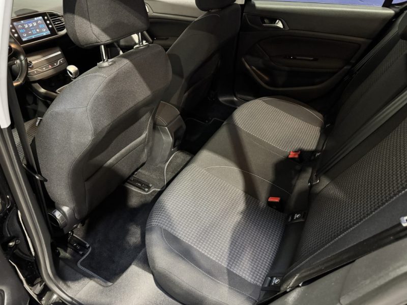 PEUGEOT 308 1.5 BLUEHDI 130CH ACTIVE / CARPLAY - SUIVI D'ENTRETIEN COMPLET PEUGEOT 