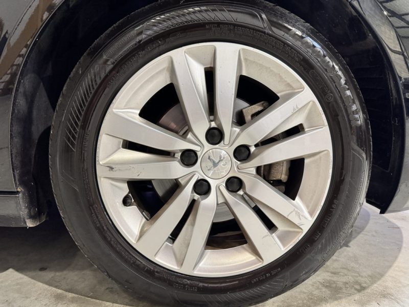 PEUGEOT 308 1.5 BLUEHDI 130CH ACTIVE / CARPLAY - SUIVI D'ENTRETIEN COMPLET PEUGEOT 