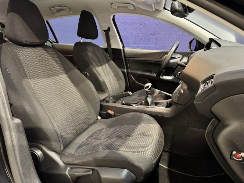 PEUGEOT 308 1.5 BLUEHDI 130CH ACTIVE / CARPLAY - SUIVI D'ENTRETIEN COMPLET PEUGEOT 