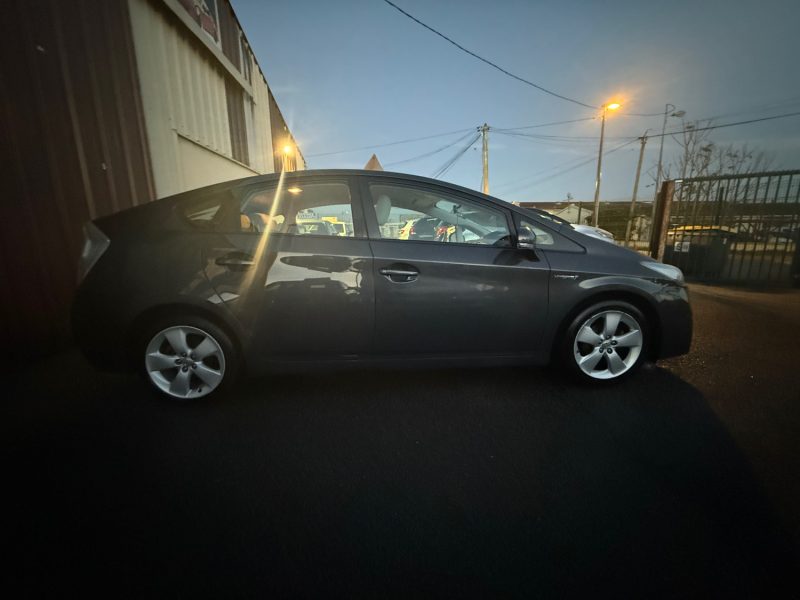 TOYOTA PRIUS 3 1.8I - 16V HYBRID 136CV BVA  2010