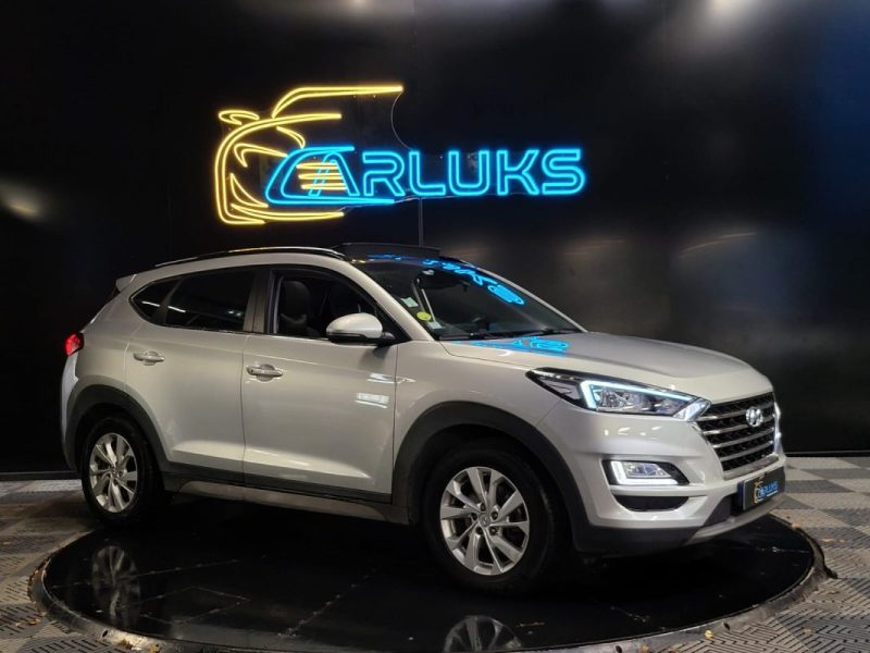 HYUNDAI TUCSON II 1.6 CRDI 136CH CREATIVE / TOIT OUVRANT / SIEGES CHAUFFANTS