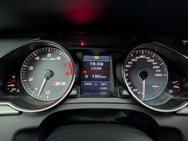 AUDI S5 4.2 V8 FSI 354 CH QUATTRO