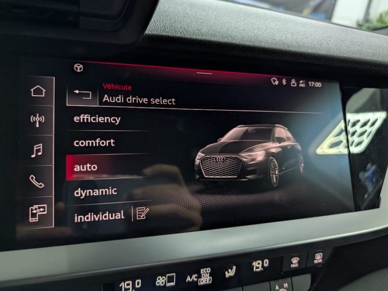 AUDI A3 40 TFSI-E 204 cv S-TRONIC