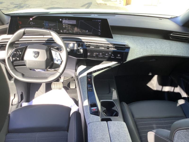 Peugeot 3008 Hybrid 145 e-DCS6 Allure