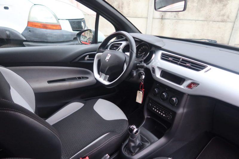 CITROEN DS3 CHIC 1.2 VTI 82CH PURETECH 2014