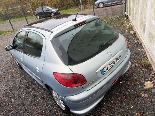 PEUGEOT 206 STYLE 1.4 HDI 2005 - 181501 KM