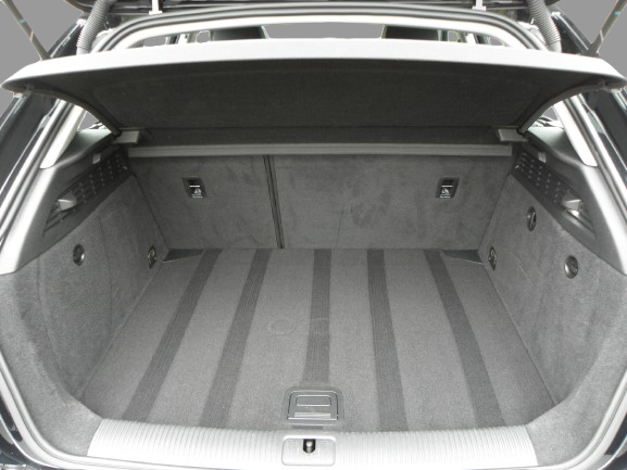 AUDI A3 SPORTABACK 1.4 TFSI 122 CH AMBIENTE / 6 CH 2013