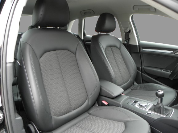 AUDI A3 SPORTABACK 1.4 TFSI 122 CH AMBIENTE / 6 CH 2013