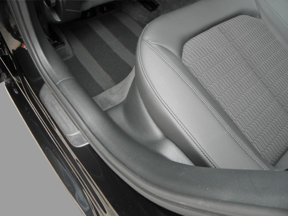 AUDI A3 SPORTABACK 1.4 TFSI 122 CH AMBIENTE / 6 CH 2013