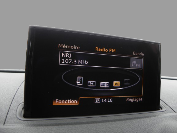 AUDI A3 SPORTABACK 1.4 TFSI 122 CH AMBIENTE / 6 CH 2013