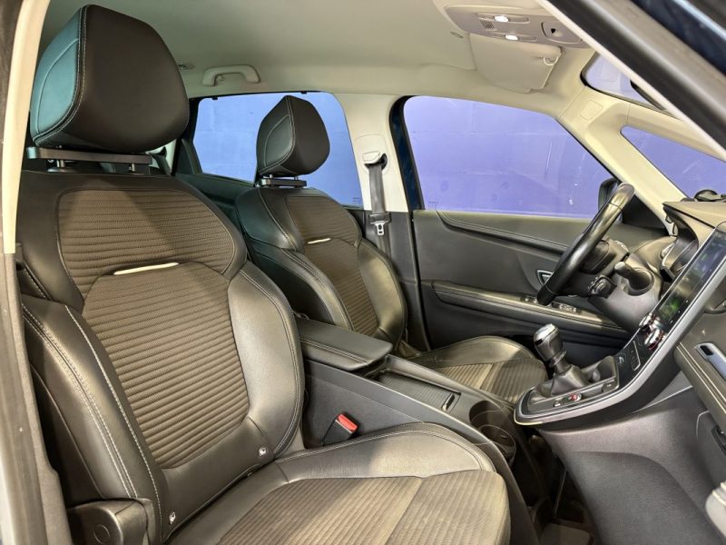 Renault Scénic 1.5 DCI 110ch - intens - Tissu cuir - Full led 