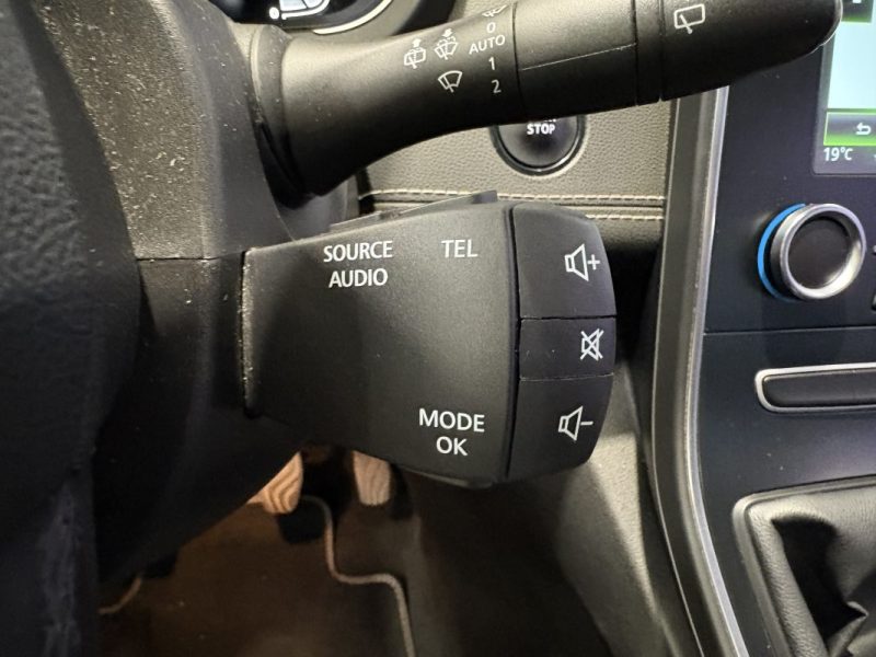 Renault Scénic 1.5 DCI 110ch - intens - Tissu cuir - Full led 