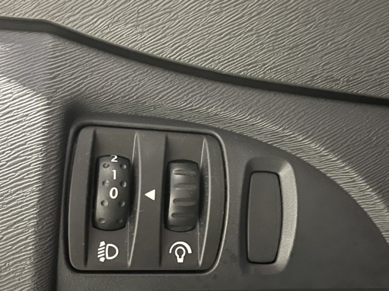 RENAULT TWINGO II 1.2 LEV 16V 75CH EXPRESSION ECO