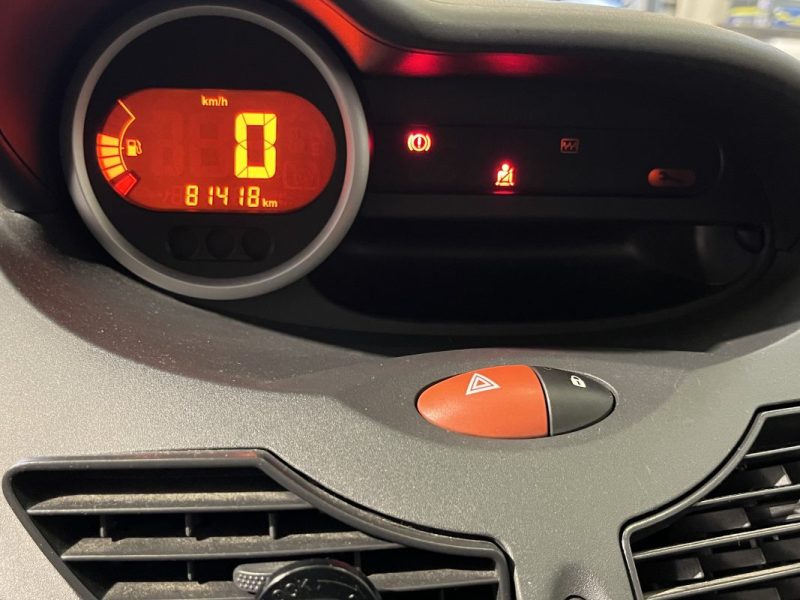 RENAULT TWINGO II 1.2 LEV 16V 75CH EXPRESSION ECO