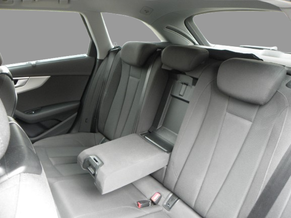 AUDI A4 AVANT 35 TDI 163CH BUSINESS LINE S TRONIC 7 / 9CV 2020