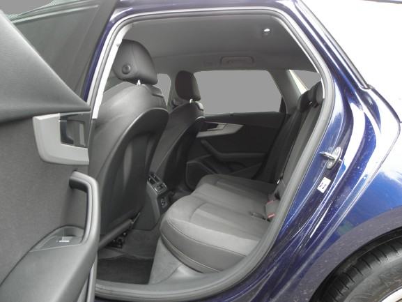 AUDI A4 AVANT 35 TDI 163CH BUSINESS LINE S TRONIC 7 / 9CV 2020