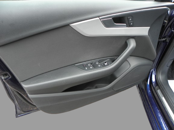 AUDI A4 AVANT 35 TDI 163CH BUSINESS LINE S TRONIC 7 / 9CV 2020