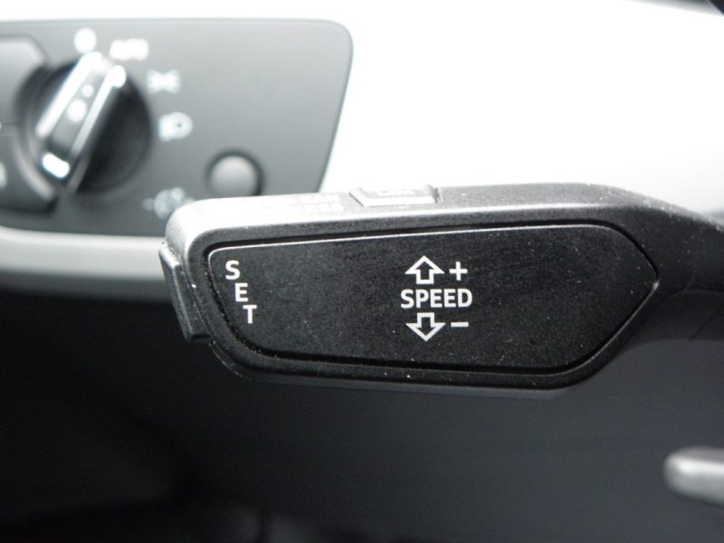 AUDI A4 AVANT 35 TDI 163CH BUSINESS LINE S TRONIC 7 / 9CV 2020