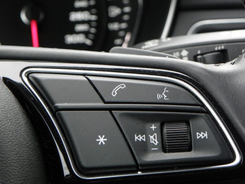 AUDI A4 AVANT 35 TDI 163CH BUSINESS LINE S TRONIC 7 / 9CV 2020