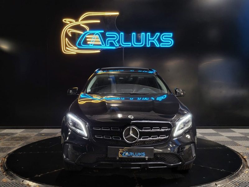 MERCEDES GLA 200 156CV 7G-DCT WHITEART FASCINATION  