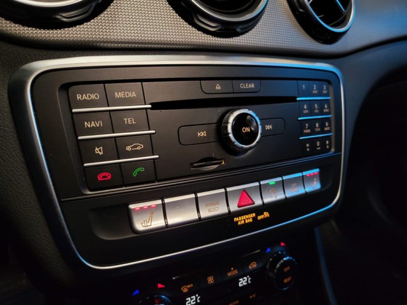 MERCEDES GLA 200 156CV 7G-DCT WHITEART FASCINATION  