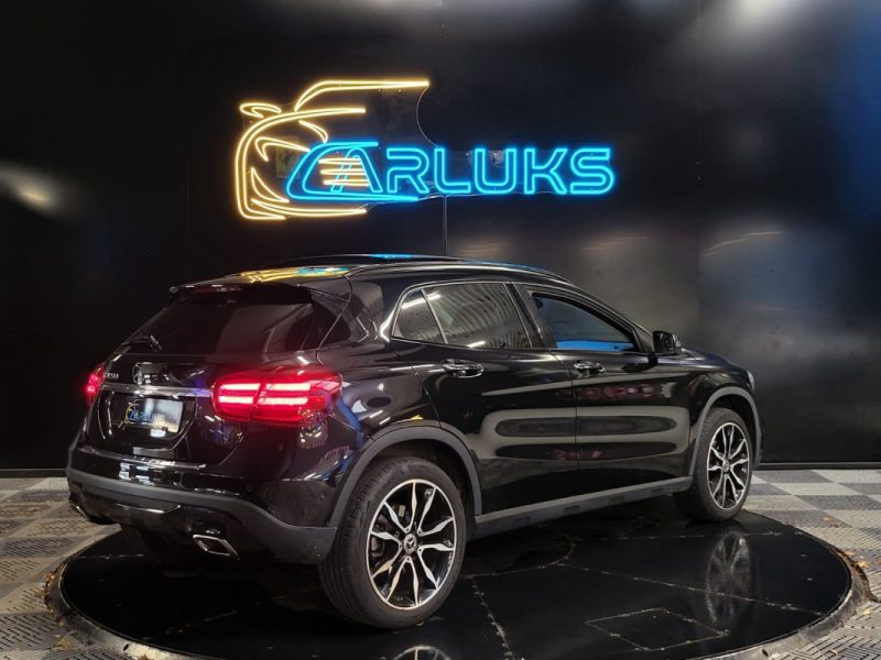 MERCEDES GLA 200 156CV 7G-DCT WHITEART FASCINATION  