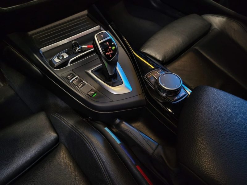 BMW SERIE 1 125i 224CH M SPORT / TOIT OUVRANT + HARMAN & KARDON + VOLANT CHAUFFANT /