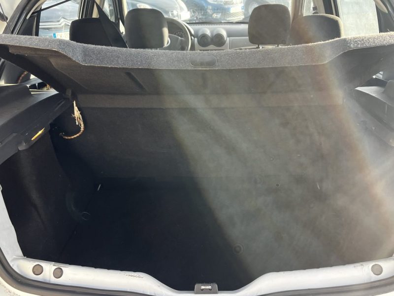 DACIA SANDERO 1.4 MPI LPG 1390CM3 72CV  2009