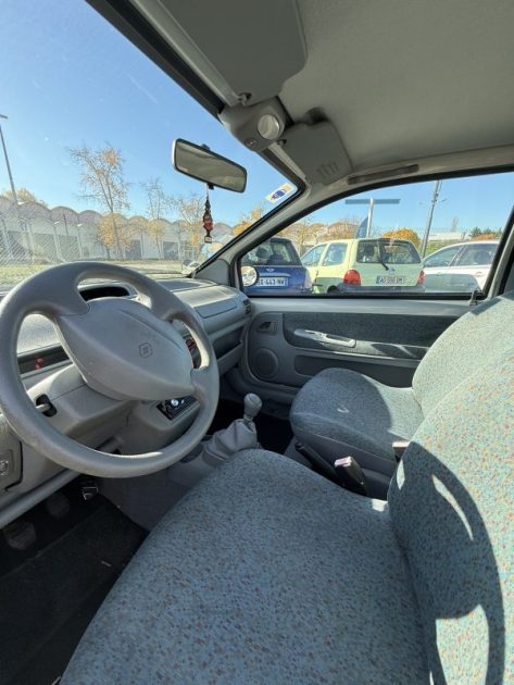 RENAULT TWINGO PRIVILEGE 1.2 16V 2003