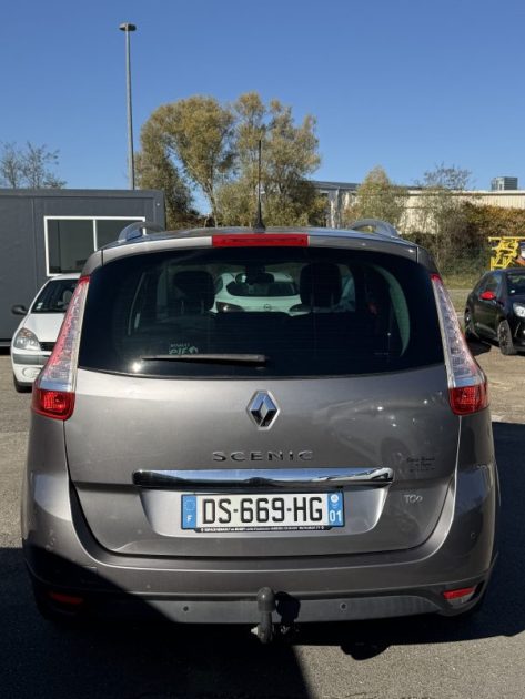 RENAULT SCENICIII 1.2 TCE 130CH ENERGY LIFE 7 PLACES 2015 2015