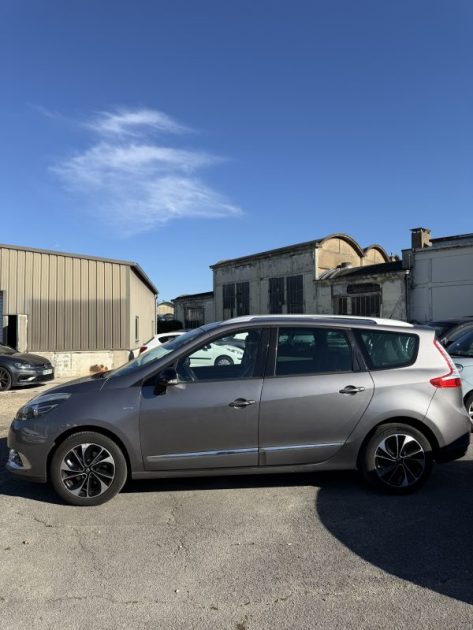 RENAULT SCENICIII 1.2 TCE 130CH ENERGY LIFE 7 PLACES 2015 2015