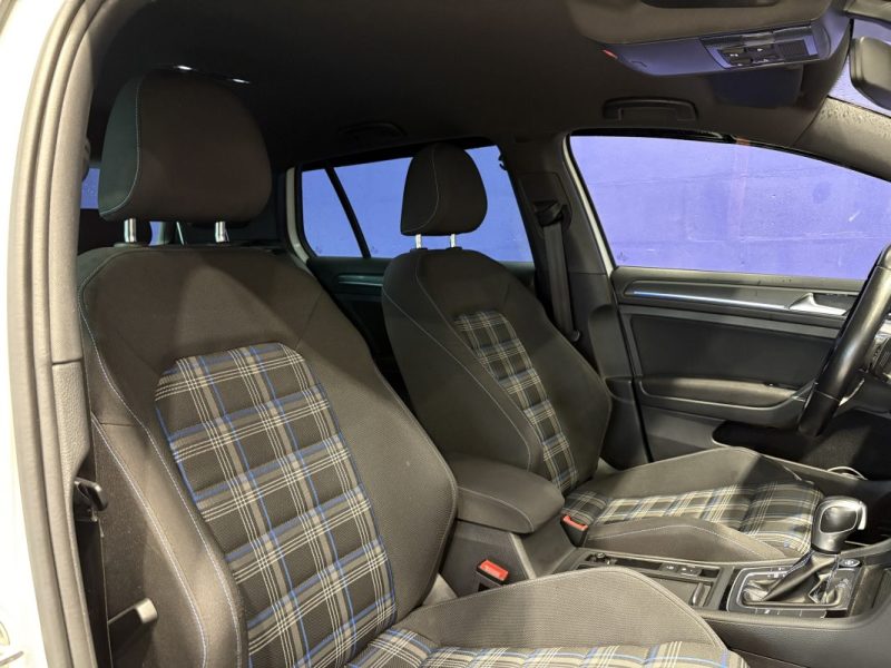 Volkswagen Golf 7 GTE  204ch - Suivi Constructeur - Caméra AR - Virtual Cockpit - Sièges chauffants