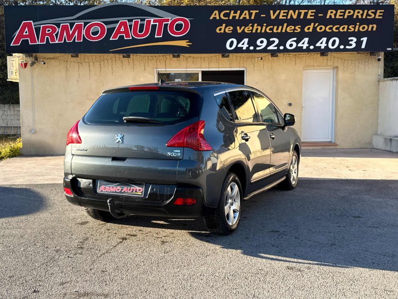PEUGEOT 3008 1.6 e-HDi 112 ch Business Pack BMP6 BOITE AUTO