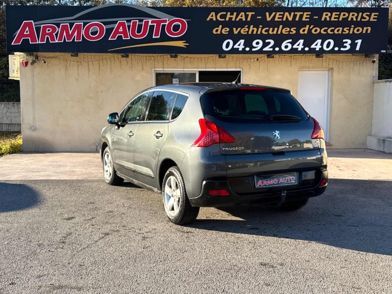 PEUGEOT 3008 1.6 e-HDi 112 ch Business Pack BMP6 BOITE AUTO