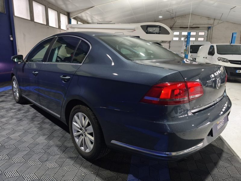 VOLKSWAGEN PASSAT 1.6 TDI BLUEMOTION - FINITION CONFORTLINE - FAIBLE KILOMETRAGE  1.6 TDI 105CH BLUEMOTION TECHNOLOGY FAP CARAT 2011