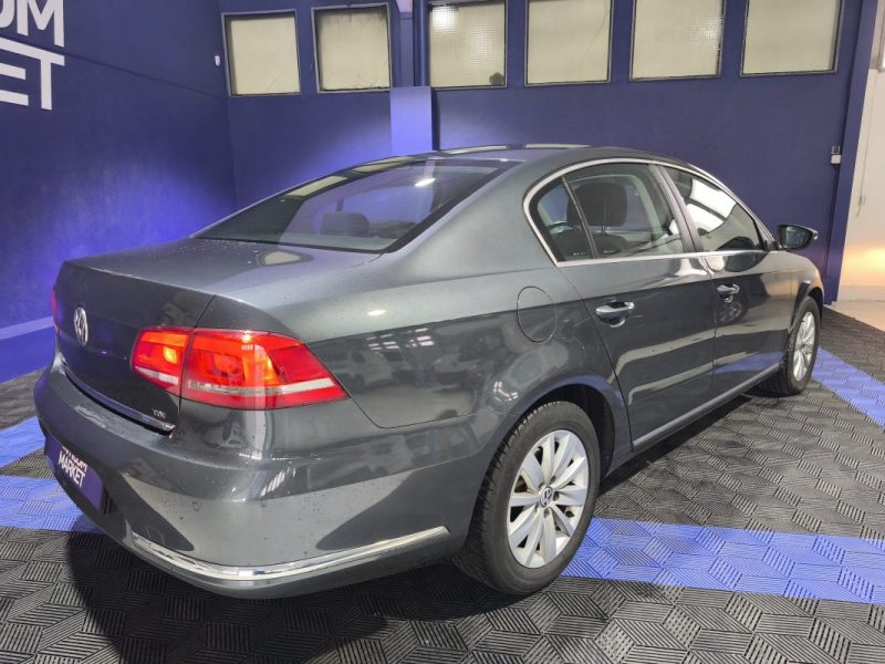 VOLKSWAGEN PASSAT 1.6 TDI BLUEMOTION - FINITION CONFORTLINE - FAIBLE KILOMETRAGE  1.6 TDI 105CH BLUEMOTION TECHNOLOGY FAP CARAT 2011