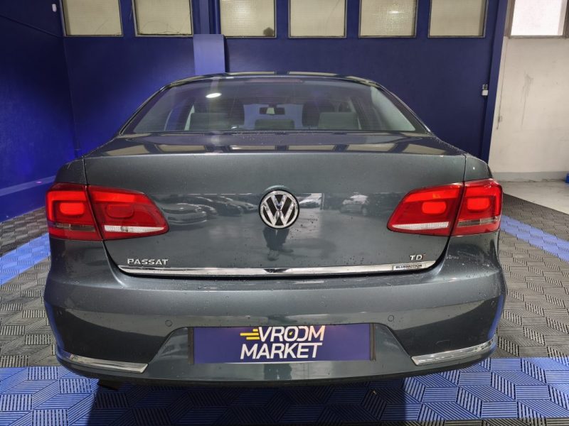 VOLKSWAGEN PASSAT 1.6 TDI BLUEMOTION - FINITION CONFORTLINE - FAIBLE KILOMETRAGE  1.6 TDI 105CH BLUEMOTION TECHNOLOGY FAP CARAT 2011