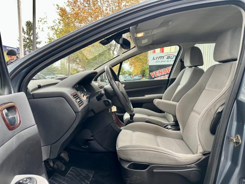 PEUGEOT 307 1.6 HDI 90 CONFORT  