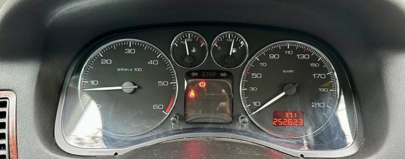 PEUGEOT 307 1.6 HDI 90 CONFORT  