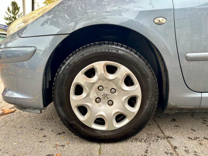 PEUGEOT 307 1.6 HDI 90 CONFORT  